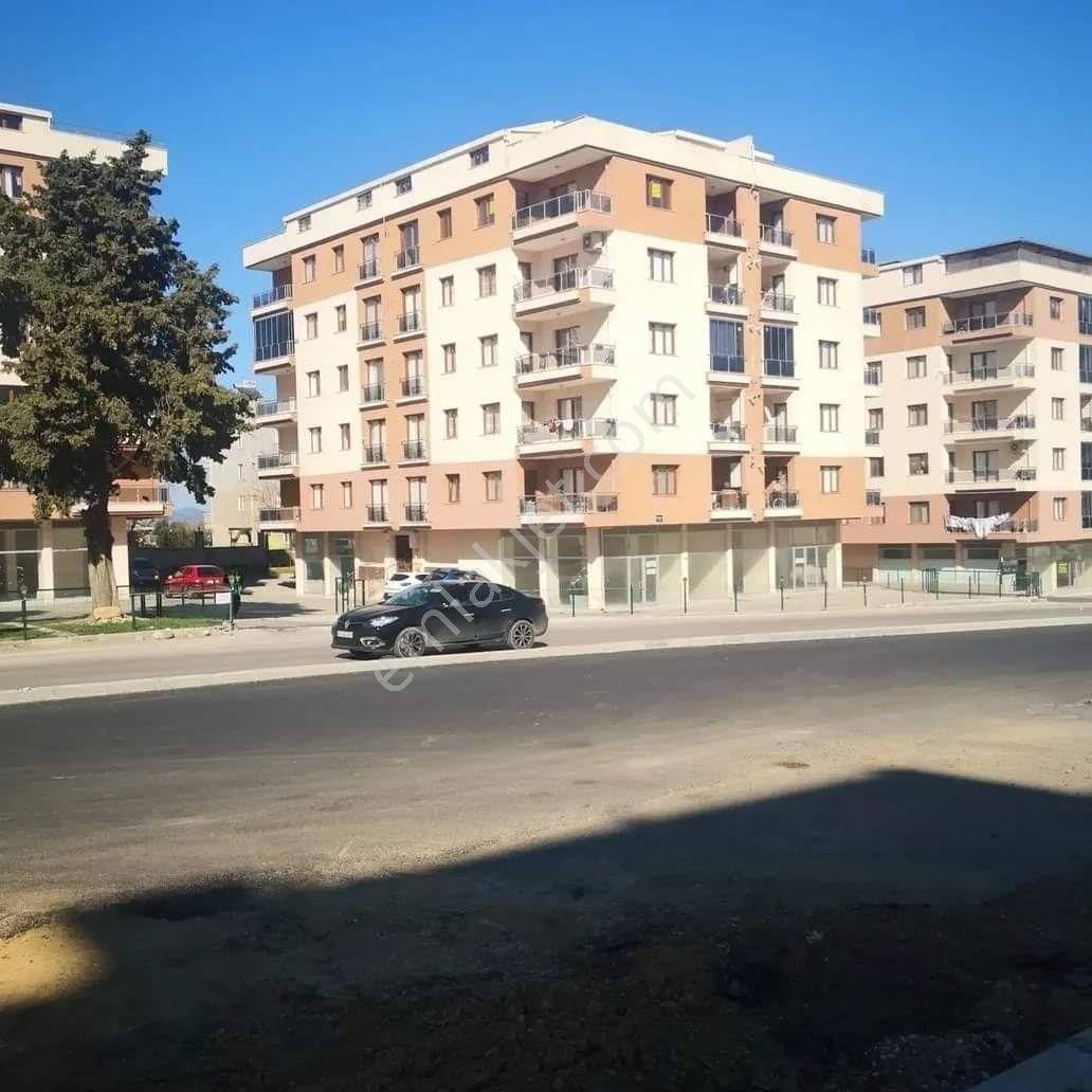 Aliağa Kurtuluş Satılık Daire KURTULUŞ MAHALLESİ GÜZELHİSAR CADDESİ 5+2 ÇATI DUBLEKS 