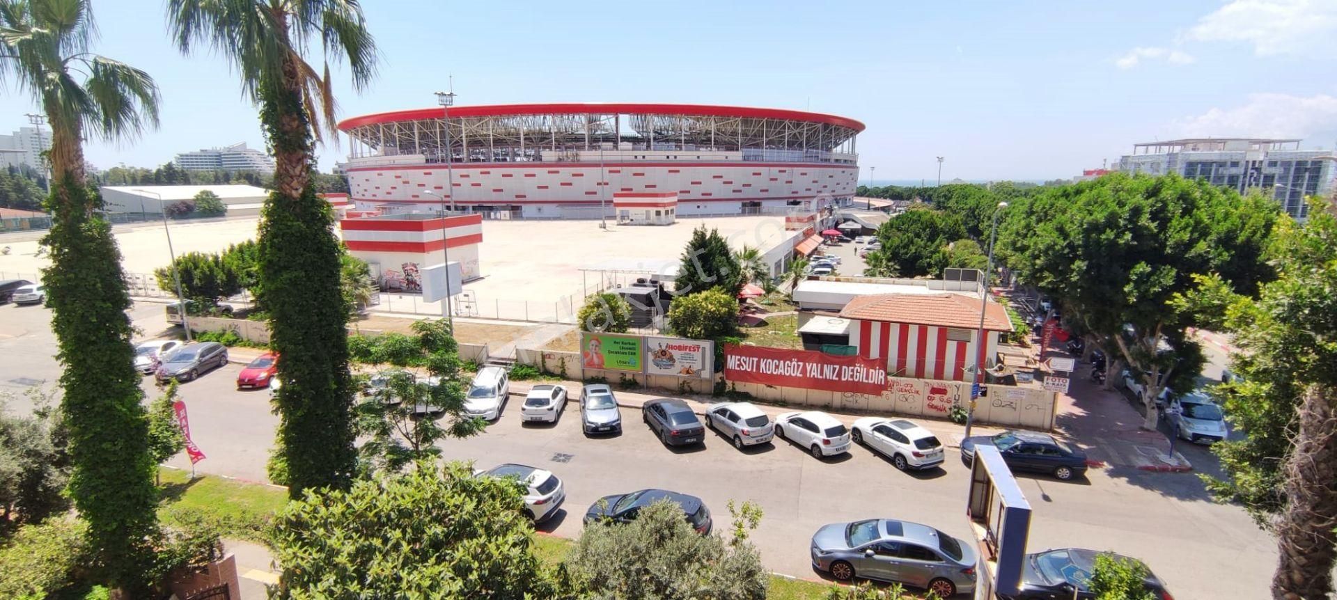 Muratpaşa Meltem Satılık Daire Meltem'de Stadyum Yakını Avukatlık Ofisine Uygun 2+1 Daire