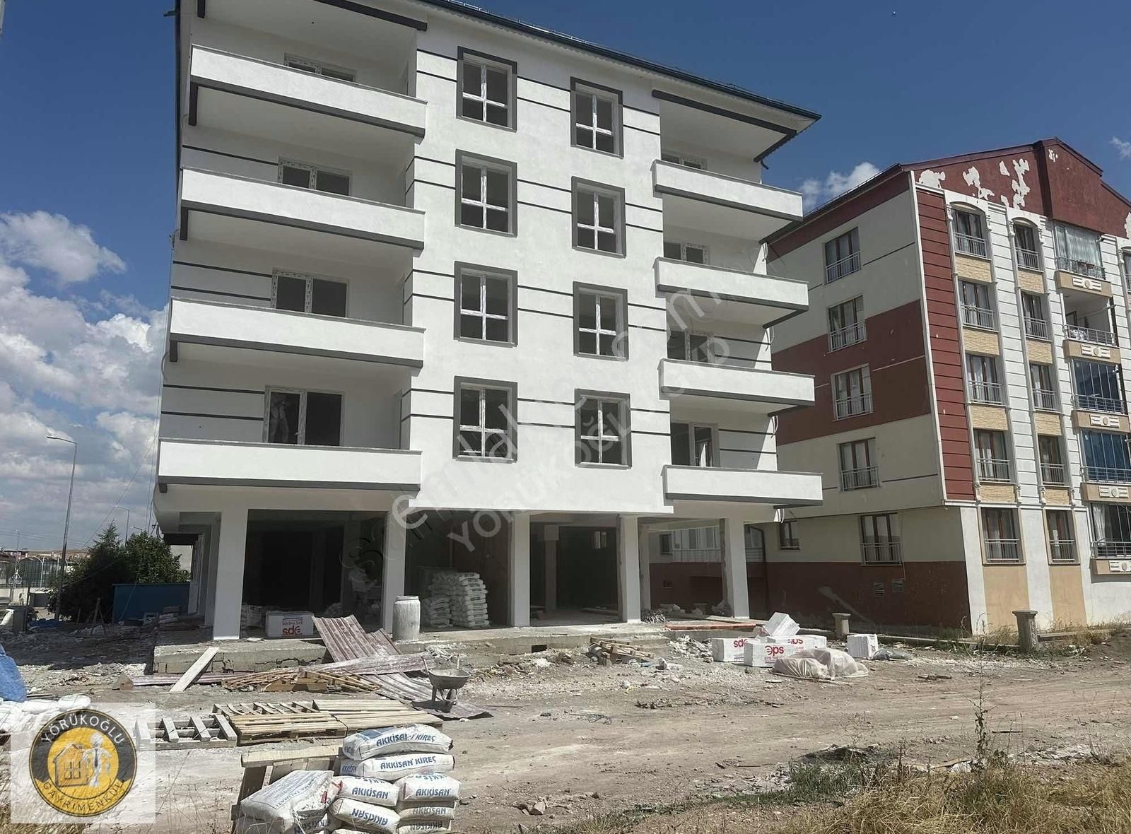 Sivas Merkez Alibaba Satılık Daire Sivas Seyrantepe Mahallesinde Satılık Full Yapılı 3+1 Daire