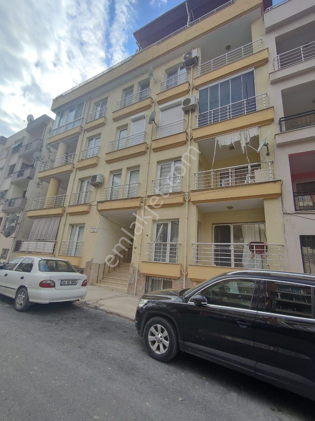 Dikili Gazipaşa Satılık Daire DENİZE 2'DAKİKA 2+1 DUBLEKS DAİRE 40 m2 SALON AYRI MUTFAK FERAH