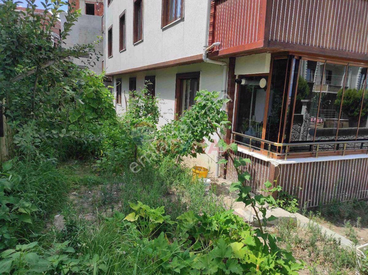 Karasu Kuzuluk Satılık Daire Re/max Mavi'den Bahçe Kullanımlı Havadar Deniz Manzaralı 3+1 Ferah Daire