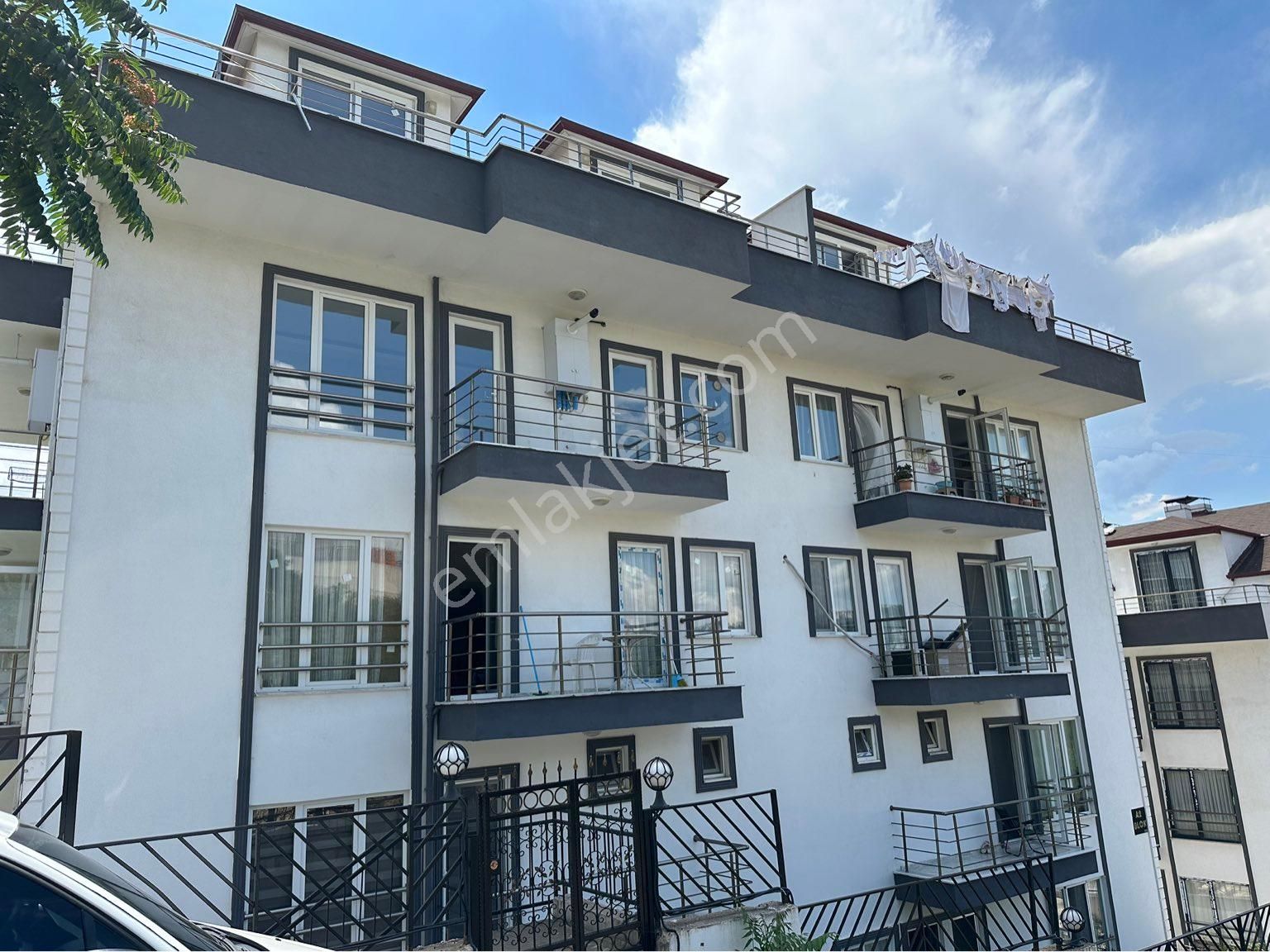 İzmit Karadenizliler Satılık Daire DOLİDO EMLAKTAN İZMİT YUVAM GARDEN ST. SATILIK 2+1 ARA KAT DAİRE