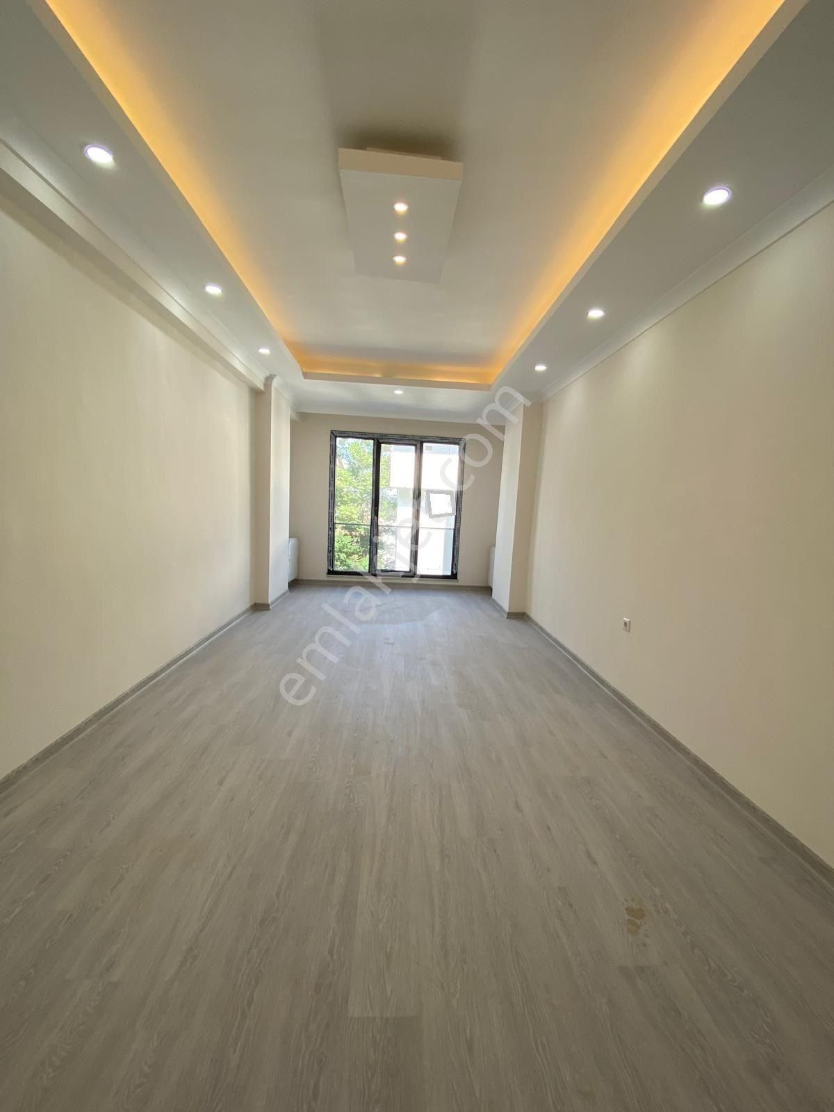 Küçükçekmece Kartaltepe Satılık Daire  LOFT'tan SEFAKÖY MERKEZDE 4+2 220m2 SATILIK EMSALİ YOK DUBLEKS