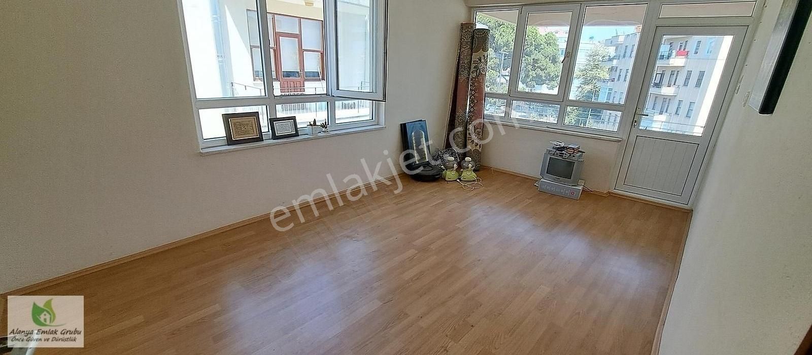 Hacet Mh.atatürk Okul Mevki Yatırımlık Kelepir 2+1 90 M2 4.kat