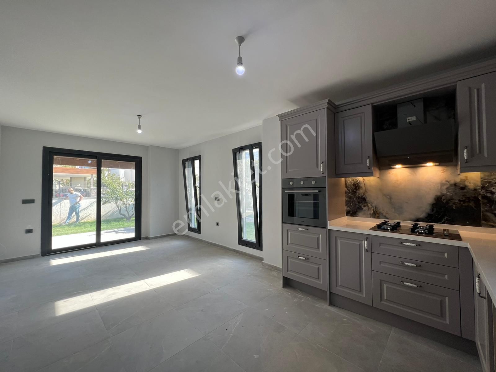 Bodrum Turgutreis'te Satılık 3+1 Müstakil Villa - Görsel 11