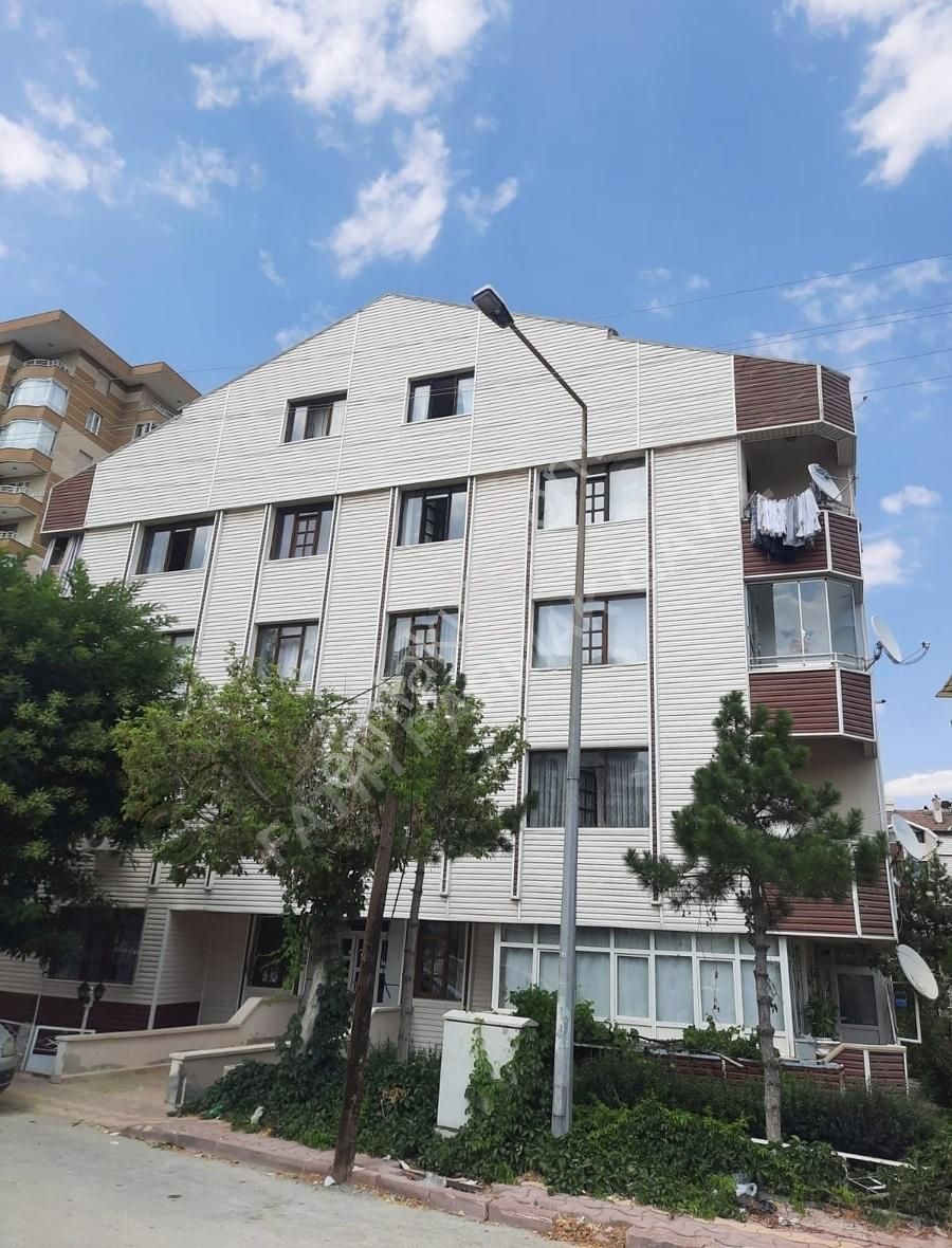 Selçuklu Hacıkaymak Satılık Daire DEMİRYOLU CADDESİNDE SİTE İÇERİSİNDE DUBLEX 5+1 SATILIK DAİRE