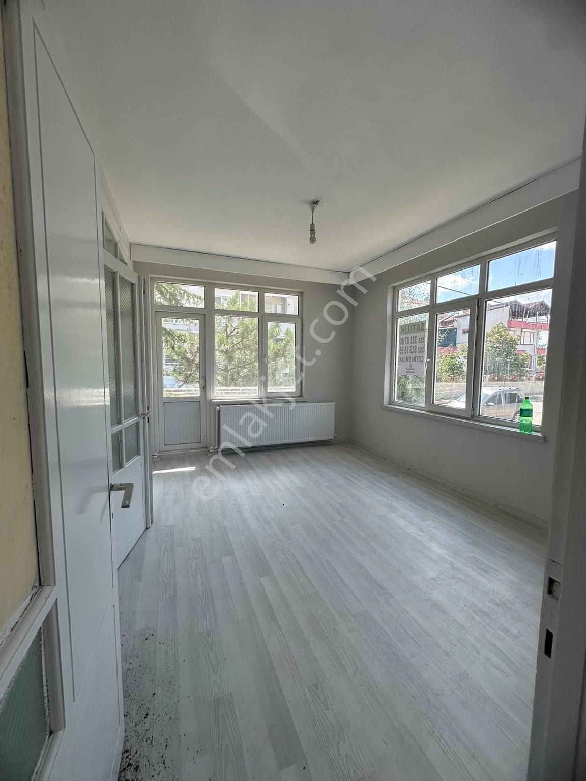 Dinç Emlaktan İstasyon Mahallesinde 3 Katlı Müstakil Ev - Görsel 17