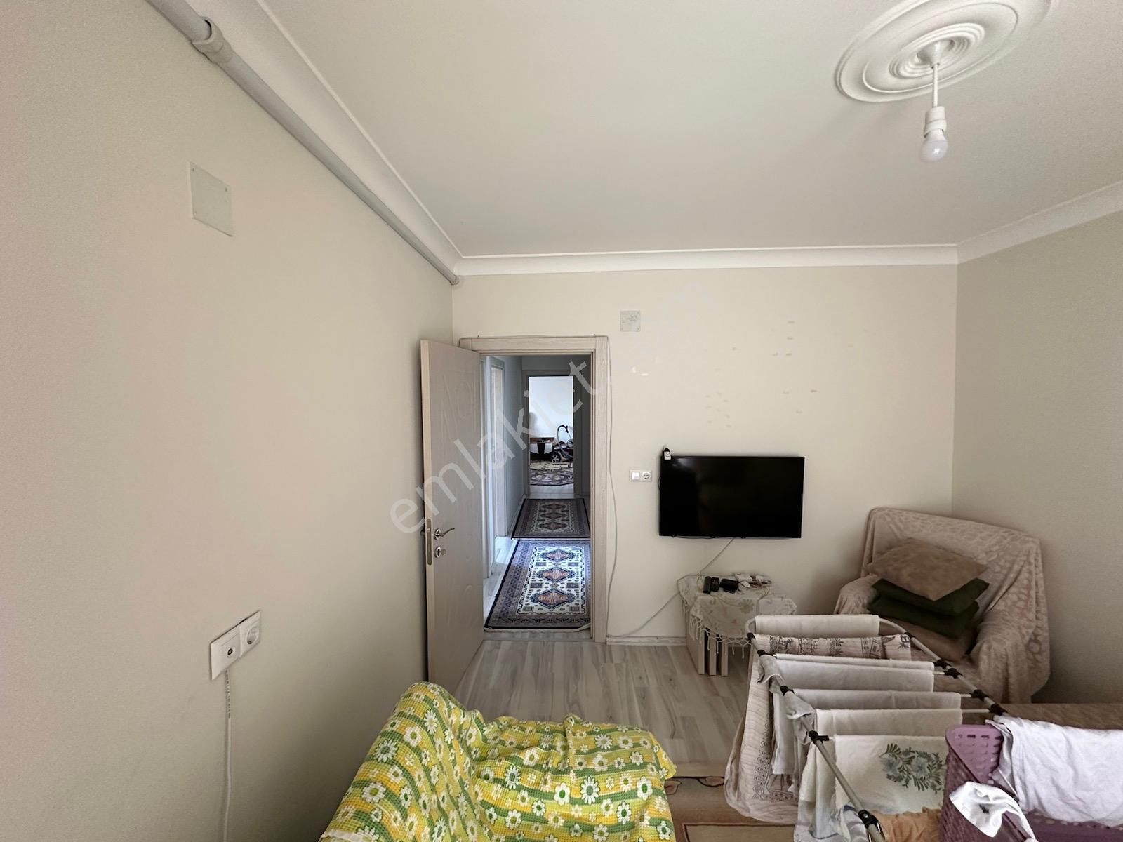 Turgutlu Selvilitepe Satılık Daire  TURGUTLU  SELVİLİTEPE  MAH.DE    SATILIK DAİRE