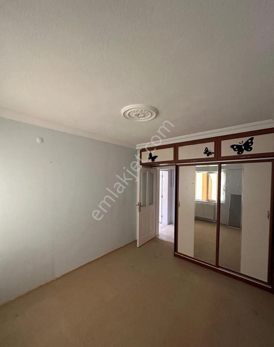 Burdur Merkez Şirinevler Kiralık Daire BERAY EMLAKTAN KİRALIK DAİRE