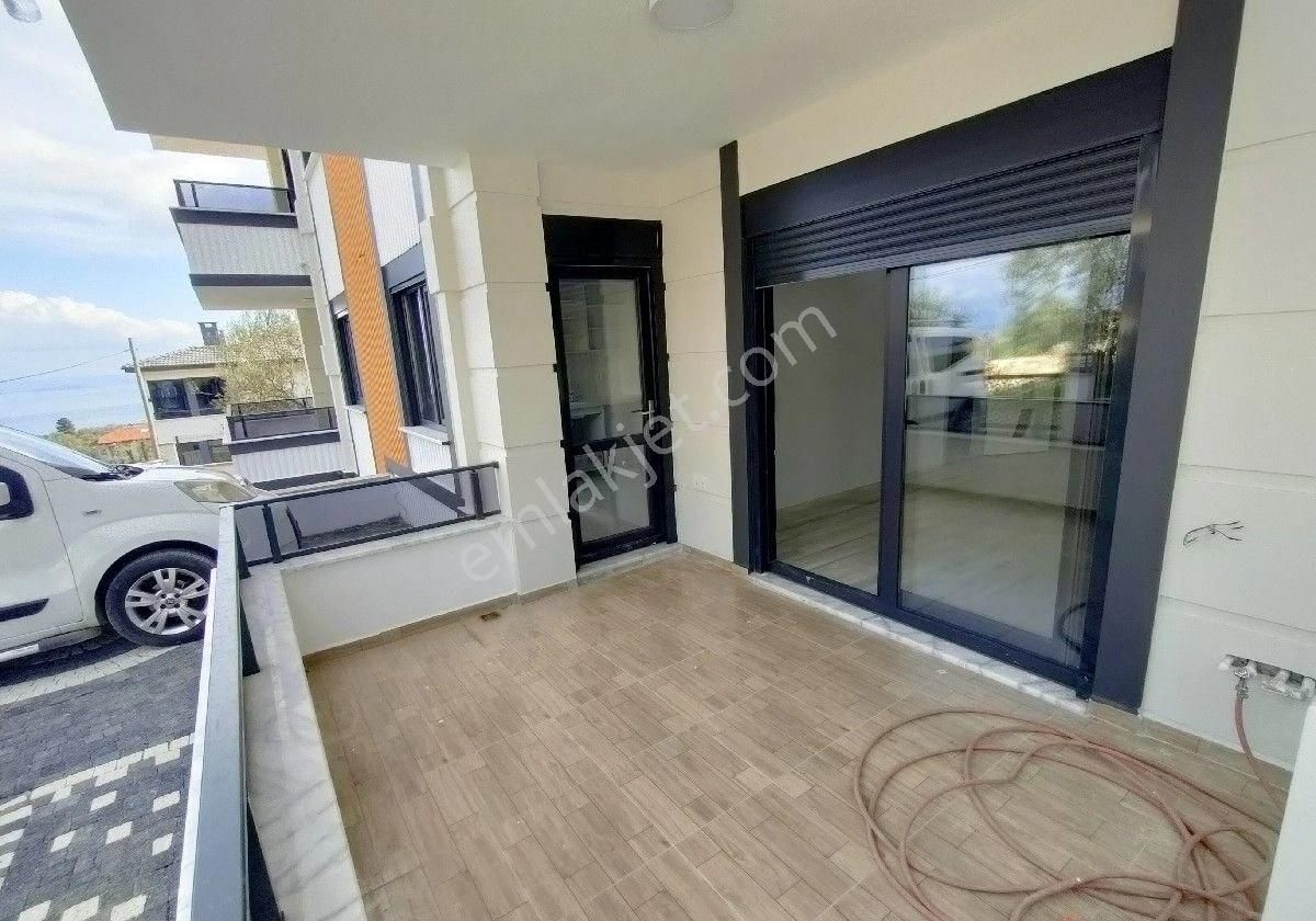 Altınoluk Kazdağı Eteklerinde Müstakil Garajlı Bahçeli Açık Otoparklı 4+1 Sıfır Lüx Triblex Villa - Görsel 11