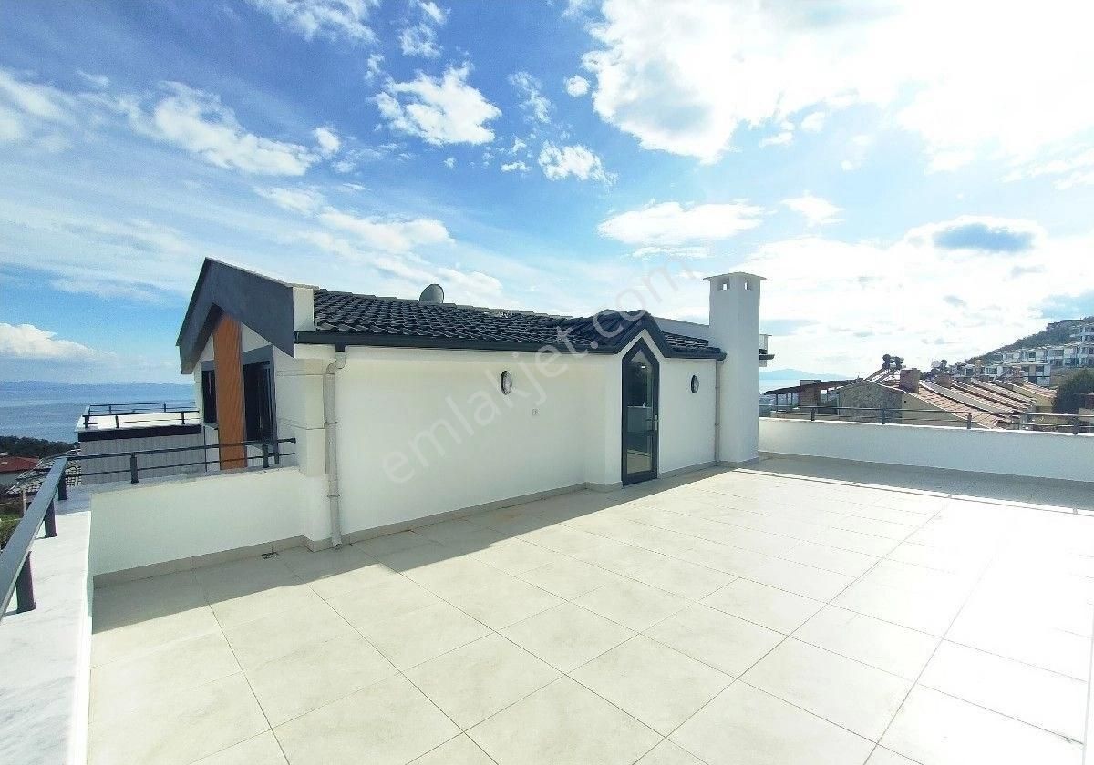 Altınoluk Kazdağı Eteklerinde Müstakil Garajlı Bahçeli Açık Otoparklı 4+1 Sıfır Lüx Triblex Villa - Görsel 30