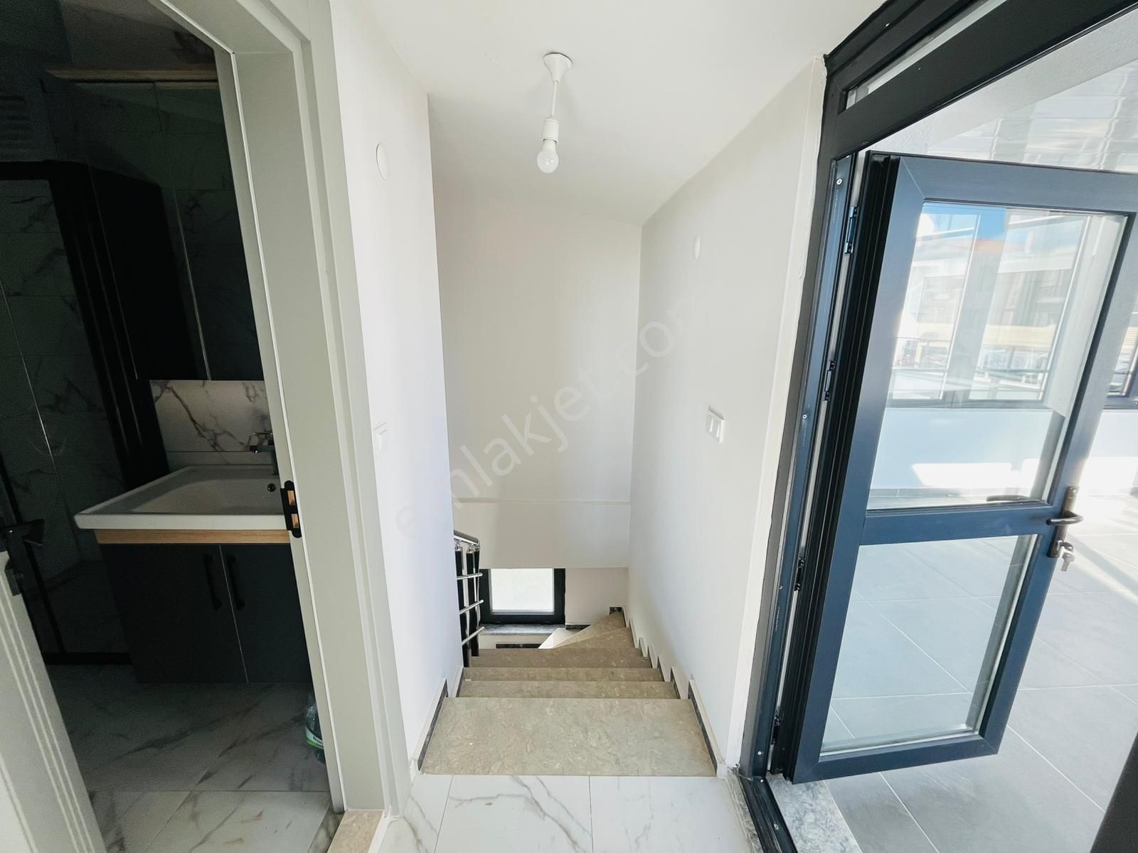 Altınoluk Kazdağları Eteklerinde Full Deniz Manzaralı Merkezi Konum Da Son 2 Kat Dublex 3+1 Daire - Görsel 30