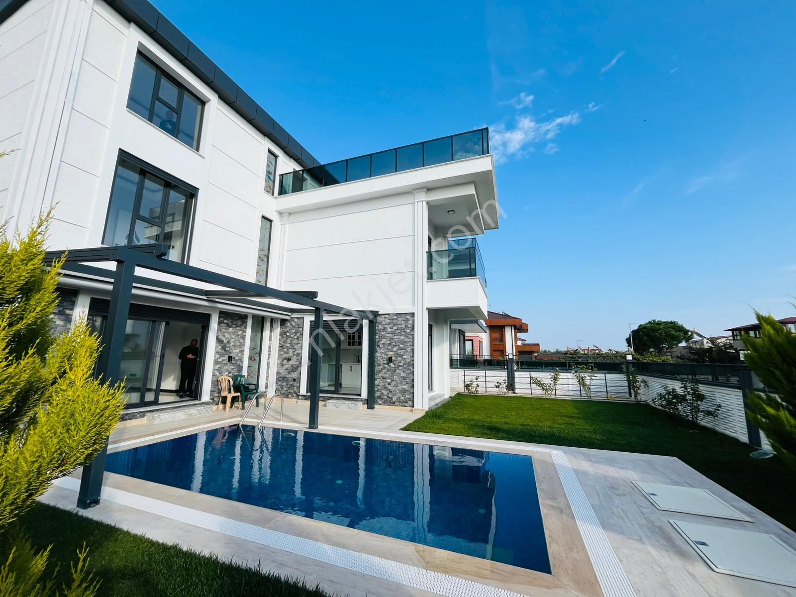 Altınoluk Güre Arası Tahtakuşlar Sahil Bölgesin De Tek Başına Havuzlu 5+1 Müstakil Sıfır Lüx Villa - Görsel 11