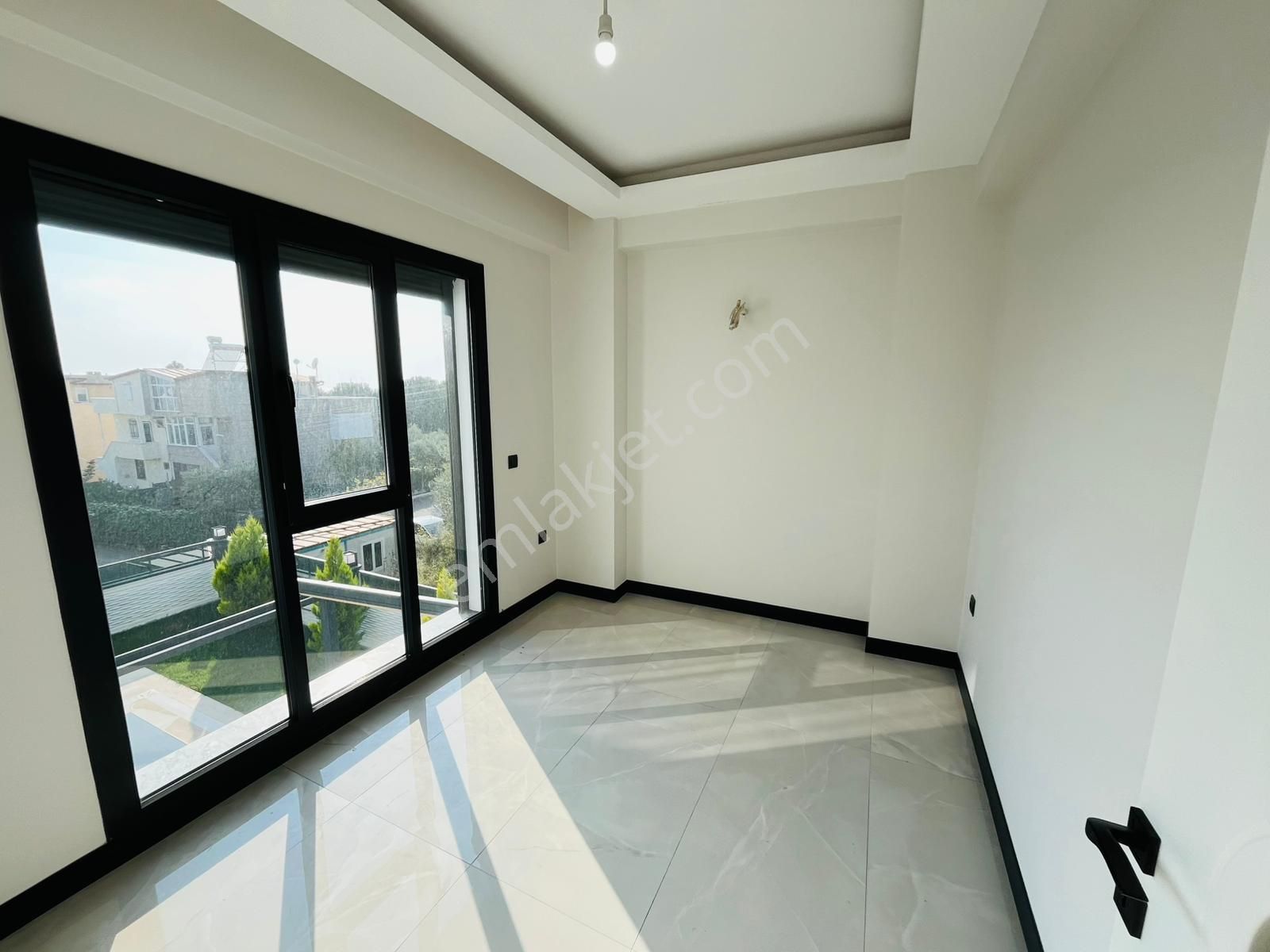 Altınoluk Güre Arası Tahtakuşlar Sahil Bölgesin De Tek Başına Havuzlu 5+1 Müstakil Sıfır Lüx Villa - Görsel 35