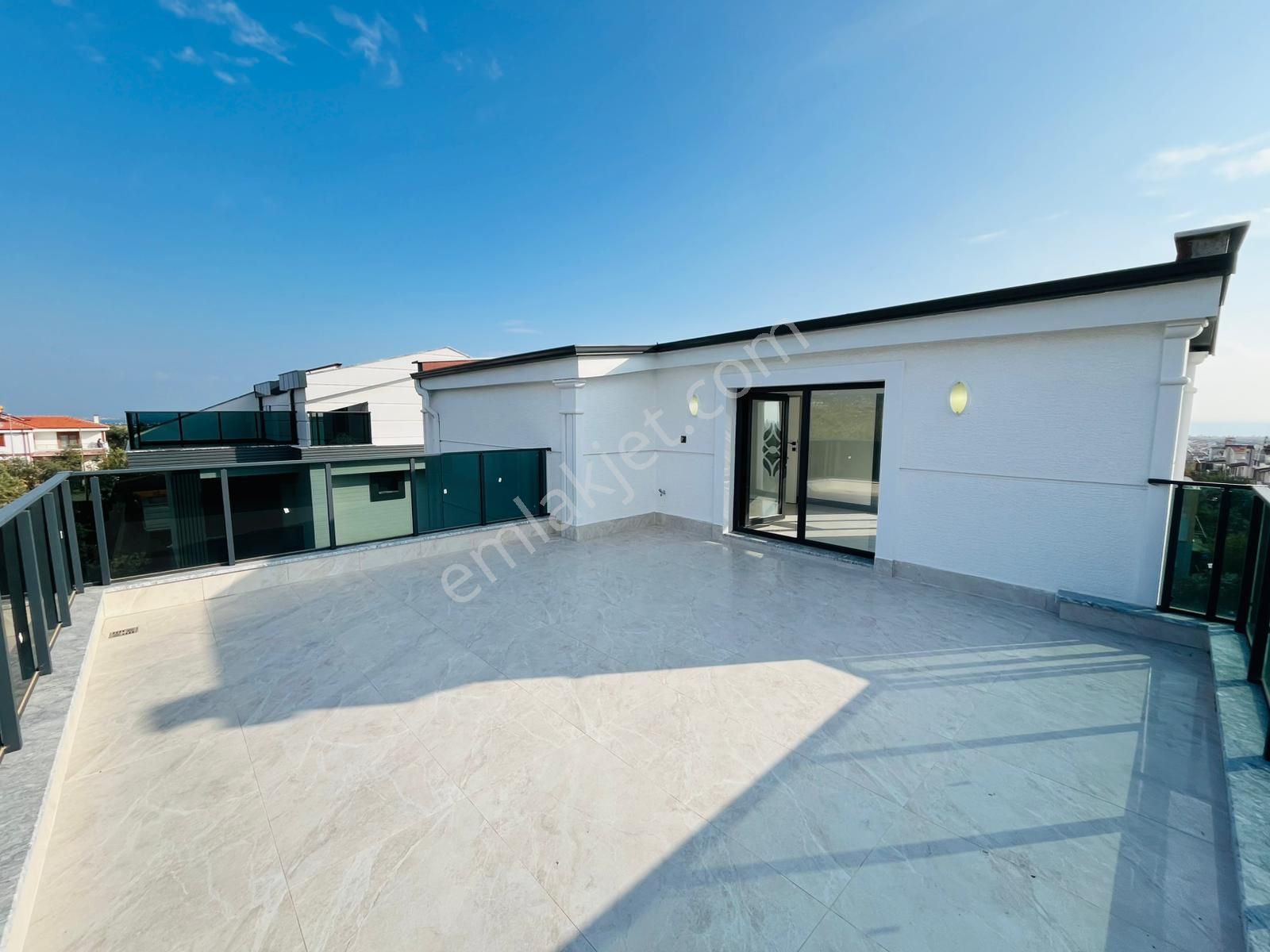 Altınoluk Güre Arası Tahtakuşlar Sahil Bölgesin De Tek Başına Havuzlu 5+1 Müstakil Sıfır Lüx Villa - Görsel 31