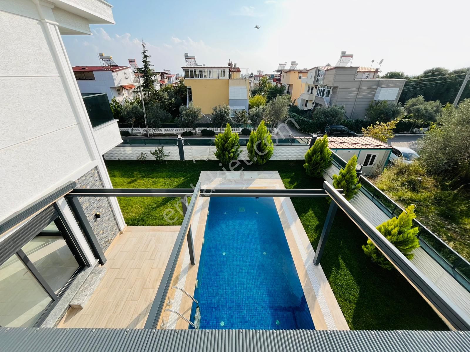 Altınoluk Güre Arası Tahtakuşlar Sahil Bölgesin De Tek Başına Havuzlu 5+1 Müstakil Sıfır Lüx Villa - Görsel 24