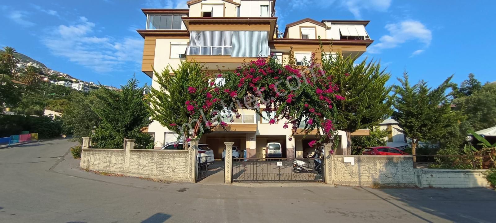 Alanya Küçükhasbahçe Satılık Daire SAHİBİNDEN 2+1 OTOPARKLI ASANSÖRLÜ DAİRE