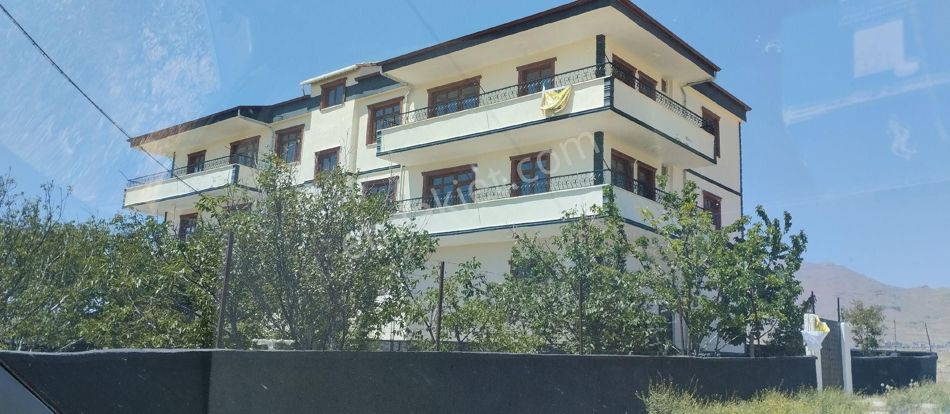 Niğde Merkez Koyunlu Köyü (Bahçelievler) Satılık Daire koyunlu köyünde kompile satılıkapartman