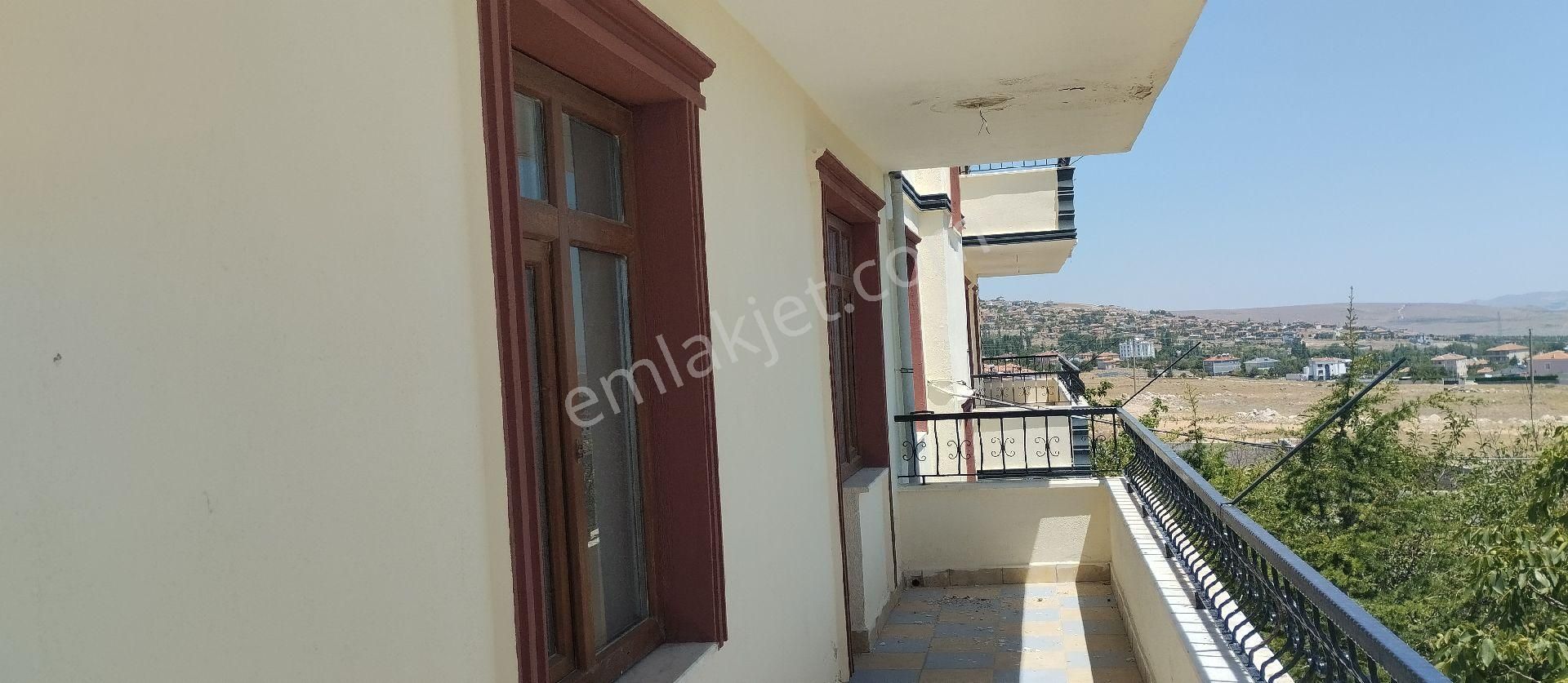 Arsa Fiyatına Komple Satılık Bina 4 Daire 1 Depo 1600m2 Arsa - Görsel 11