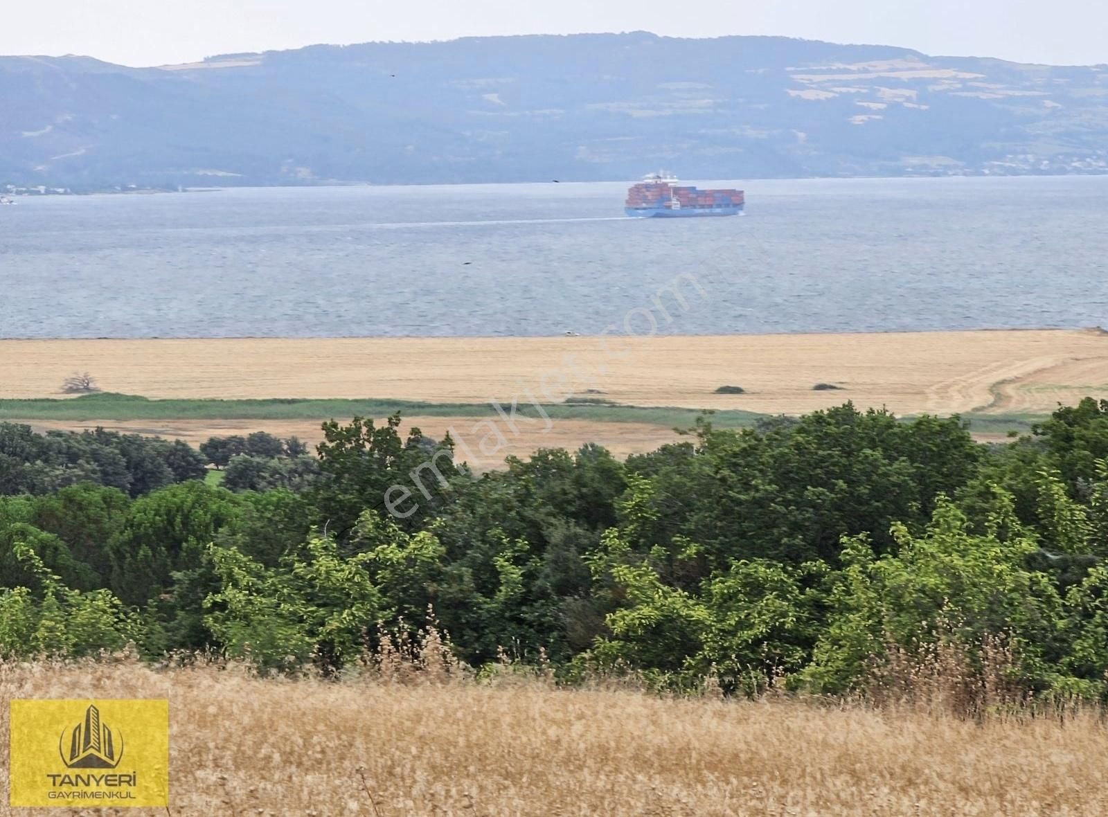 Çanakkale Merkez Karacaören Köyü Satılık Tarla MERKEZ KARACAÖRENDE FULL DENİZ MANZARALI YATIRIMLIK ARAZİ