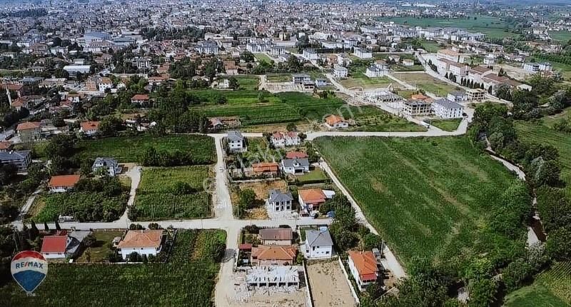 Akyazı Yeni Satılık Konut İmarlı Remax Mavi'den Akyazı'da imarlı 605m2 Satılık Fırsat Arsa