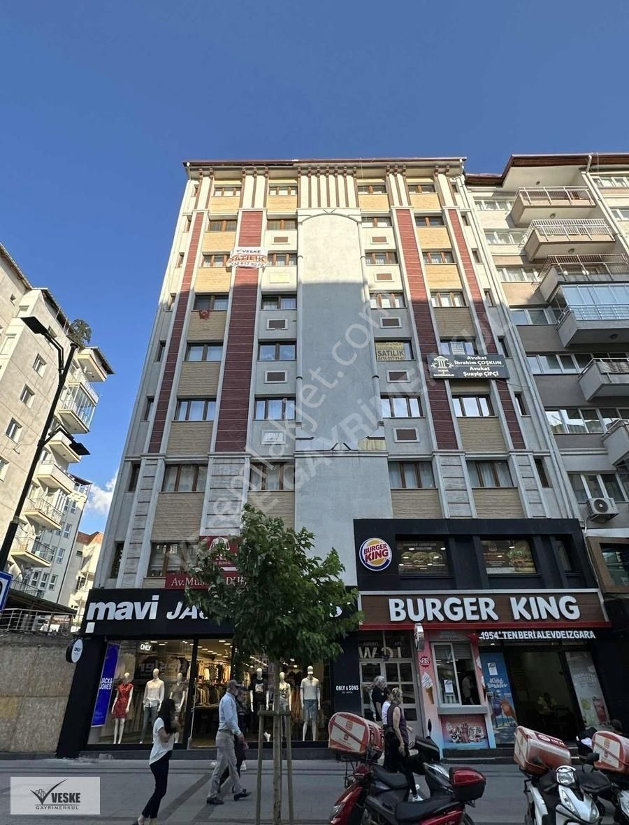 Sivas Merkez Örtülüpınar Satılık Daire VESKE'den İSTASYON CADDESİNDE SATILIK 3+1 YAPILI DAİRE