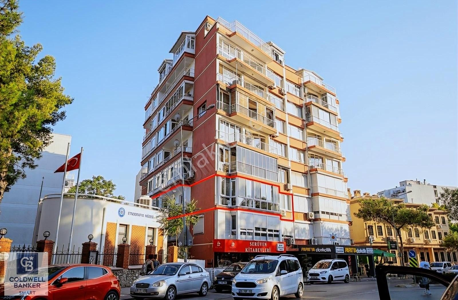 Bornova Erzene Satılık Daire BORNOVA MERKEZDE MODERN TASARIMLI 4+1 LÜKS DAİRE