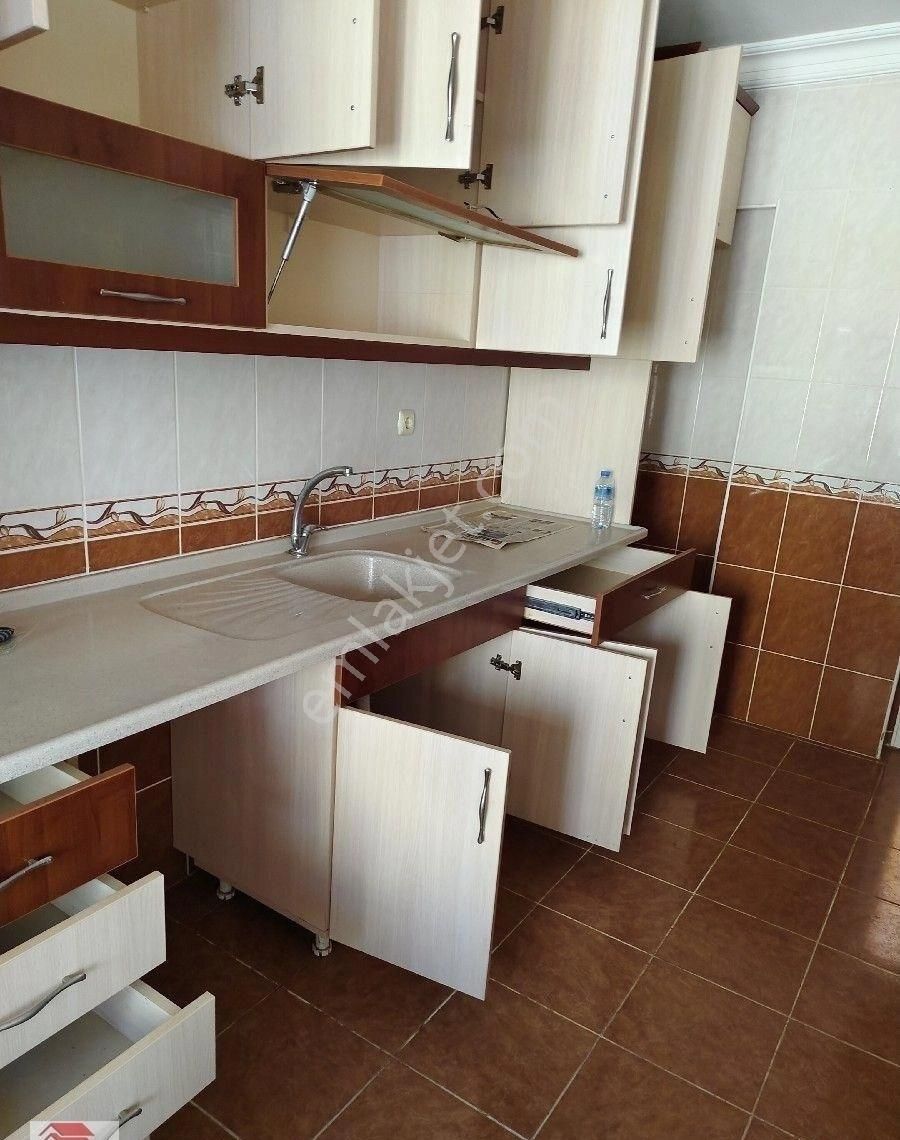 Çorlu Reşadiye Kiralık Daire REŞADİYEDE KİRALİK 3T1 ARAKAT DAİRE