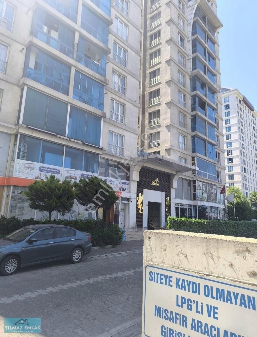 Esenyurt Piri Reis Satılık Daire HAVUZLU HAMAMLI SİTEDE MERKEZİİ KONUMDA1,5+1 SATILIK DAİRE