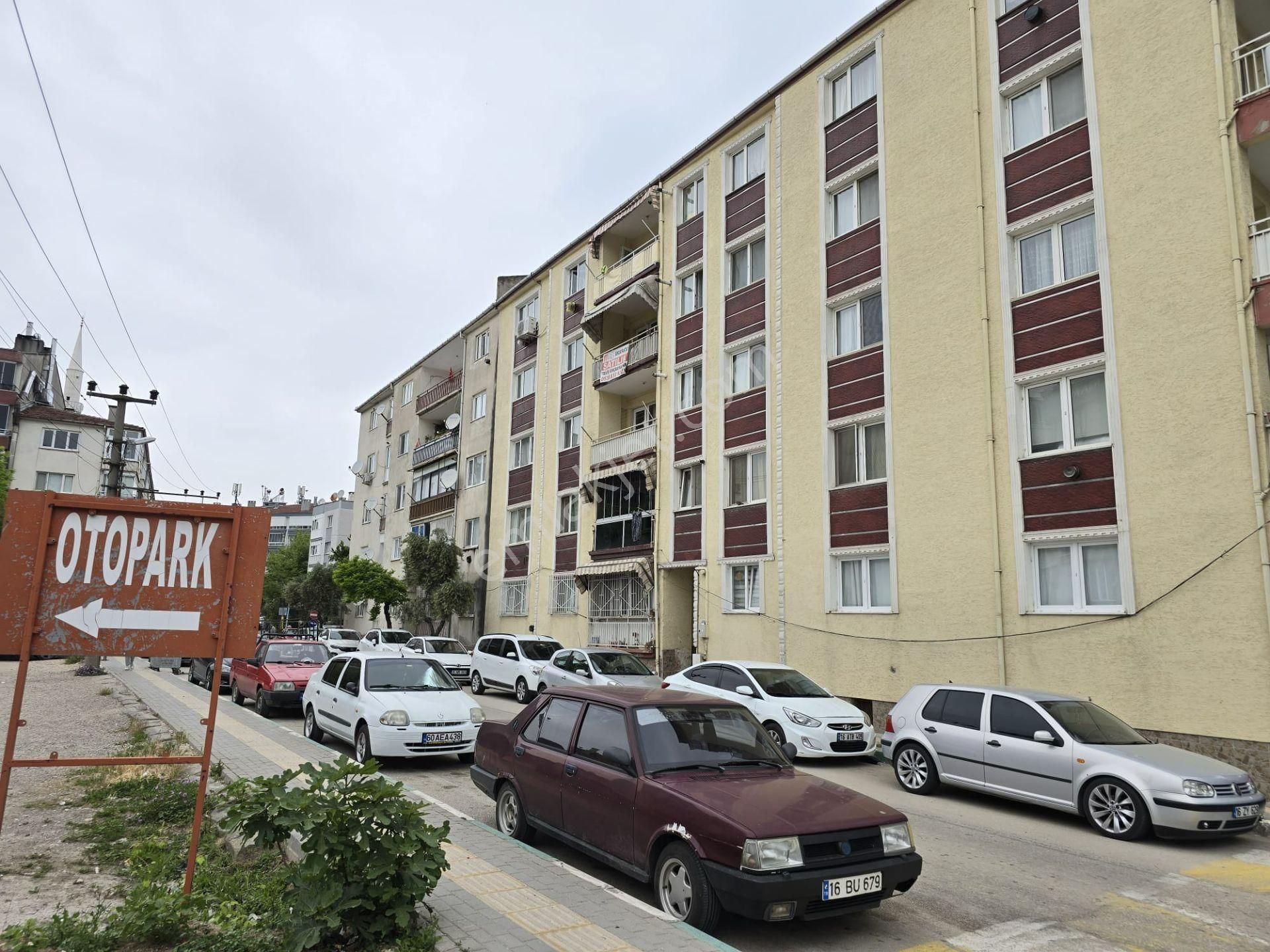 Mudanya Güzelyalı Burgaz Satılık Daire  BURSA MUDANYA BURGAZ MERKEZDE 2+1 ARAKAT SATILIK DAİRE