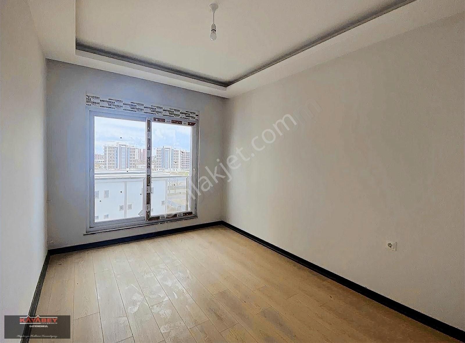 Lara Altıntaşta 1+1 Net 42m2 K.otopark Havuz Araç Takaslı - Görsel 15