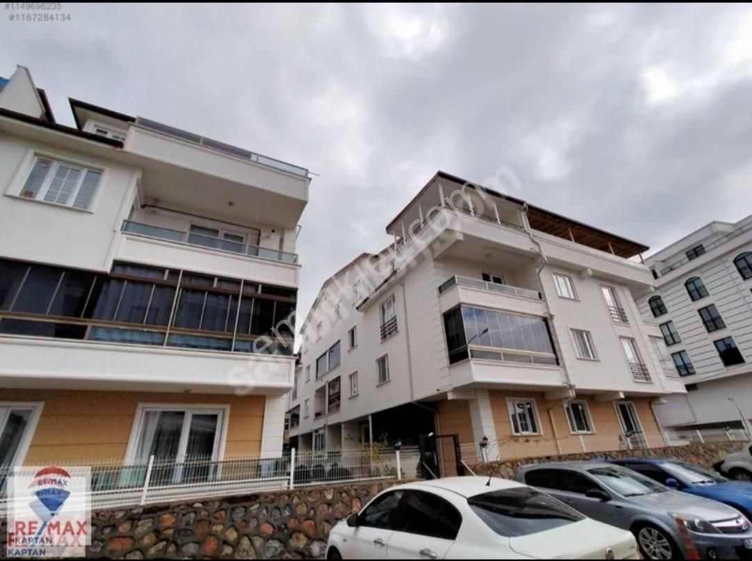 Kartepe Uzunçiftlik Satılık Daire  KARTEPE UZUNÇİFTLİK'te SATILIK 2+1 ARAKAT DAİRE