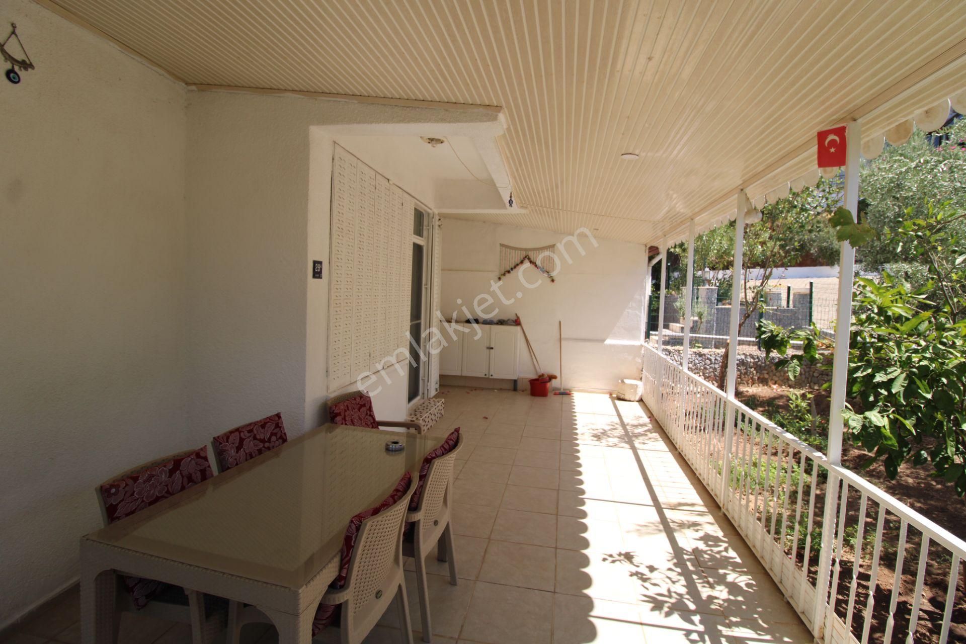Aydın Didim Akbük Mahallesi Site İçinde Müstakil Bahçeli 3+1 Villa - Görsel 8