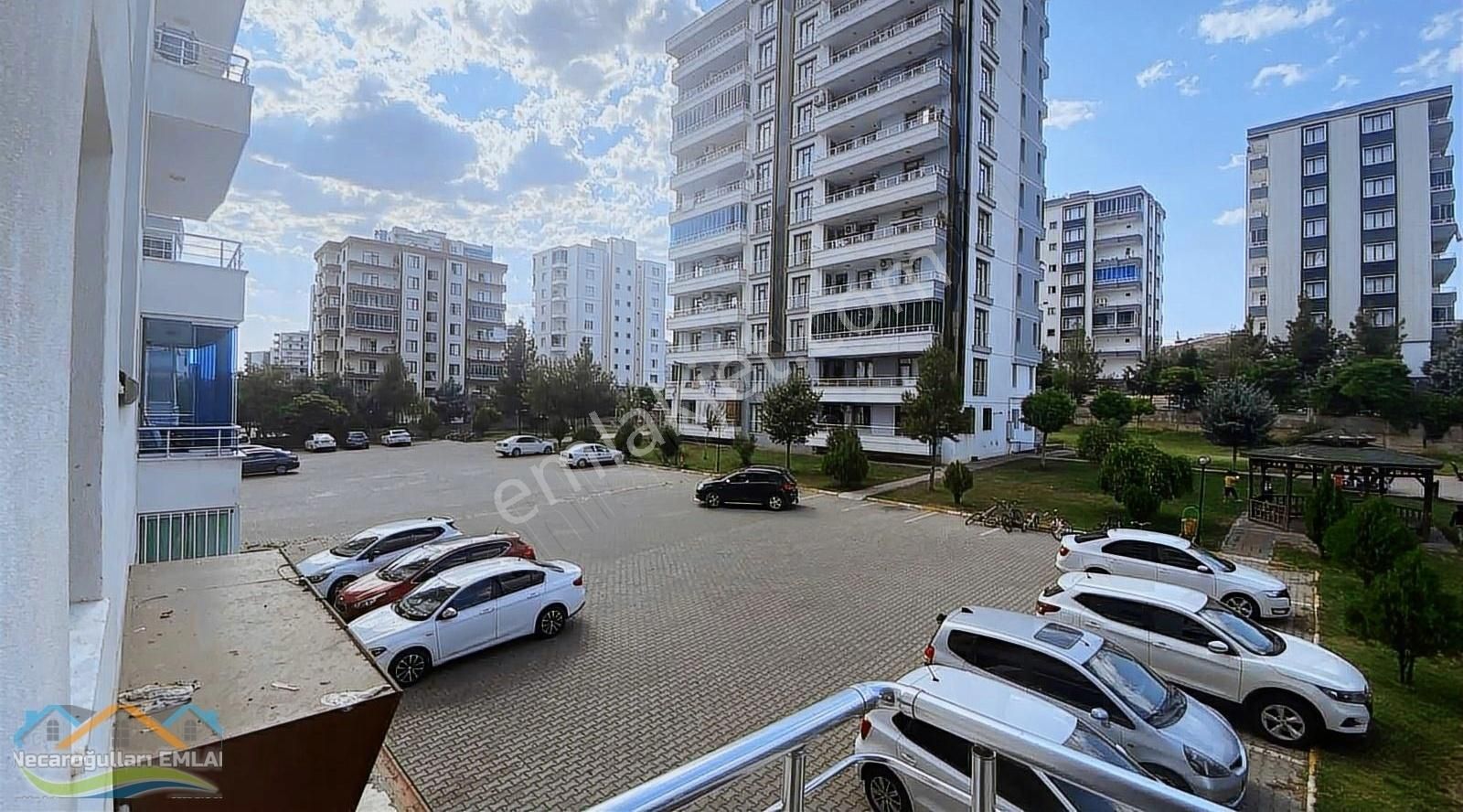 Kayapınar Barış Satılık Daire URFA YOLUNA YAKIN ve OTOGARA YÜRÜME MESAFESİ 4+1 FIRSAT DAİRE