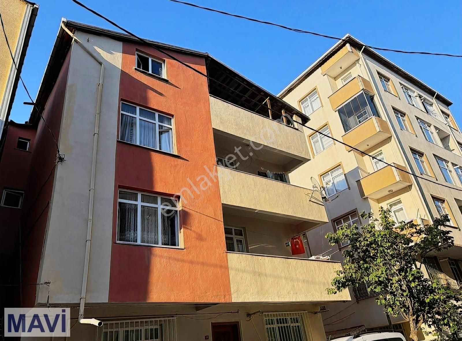 Pendik Kavakpınar Satılık Bina TEPEBAŞI MEVKİİNDE -175 M2 ARSA İÇİNDE- 4 DAİRELİ -KOMPLE BİNA