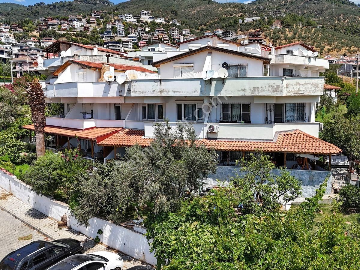 Edremit Altınoluk Satılık Villa  ALTINOLUK SATILIK VİLLA / MERKEZDE / DENİZ MANZARALI