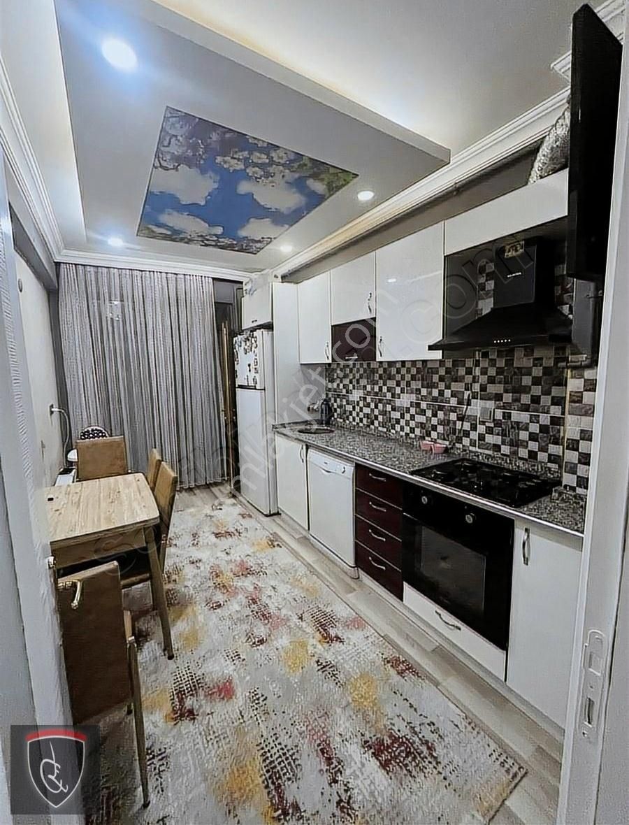 Tepebaşı Tunalı Satılık Daire GAFFAR OKAN CADDESİ YANI 2+1 EBEVEYN BANYOLU LÜKS DAİRE