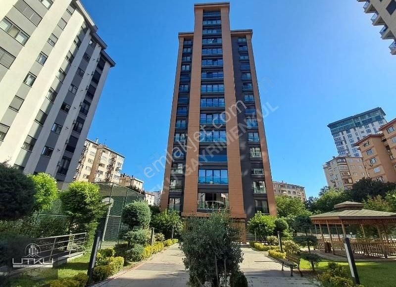 Kadıköy Kozyatağı Satılık Daire UTKU'DAN FIRSAT! KOZZY AVM'YE KOMŞU 95m2 2+1 GÜVENLİKLİ SATILIK!