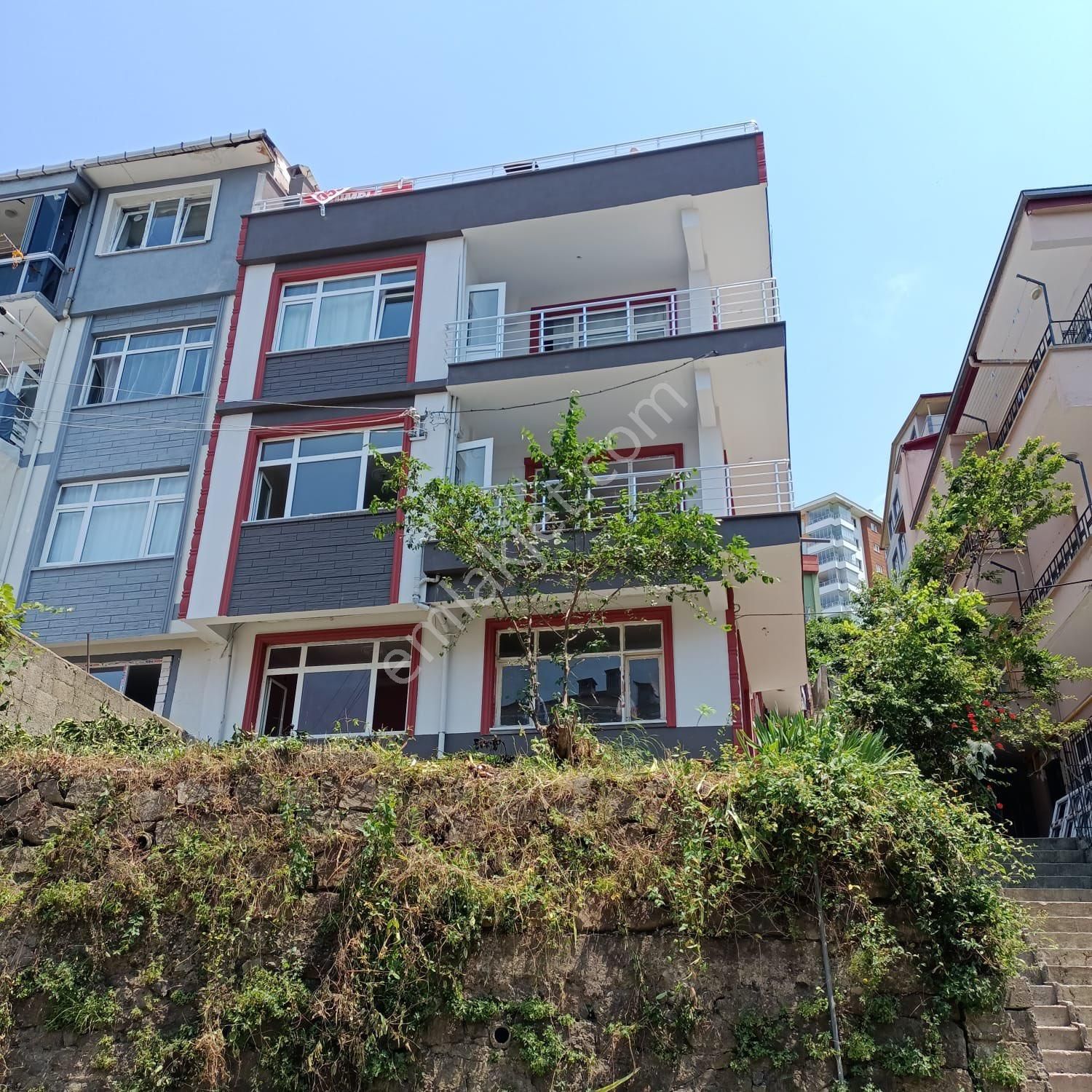 Giresun Merkez Kavaklar Satılık Daire KAVAKLARDA SATILIK 3+1 DAİRE