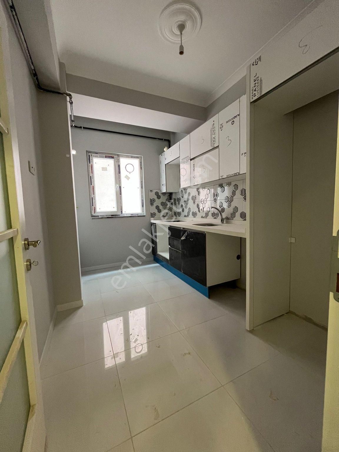 Kartal Yukarı Satılık Daire KARTAL MERKEZDE 2+1 SIFIR DAİRE 