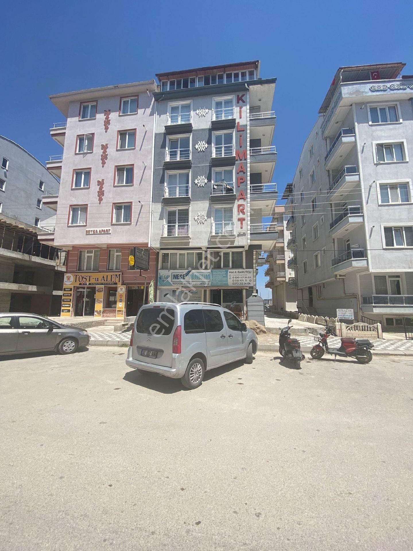 Afyonkarahisar Merkez Erenler Kiralık Daire Erenler Mahallesinde Çekirdek Kafenin Yanında Neşe Yönetim Ofisimiz Üzeri 1+1 ve 2+1 Kiralık Daire