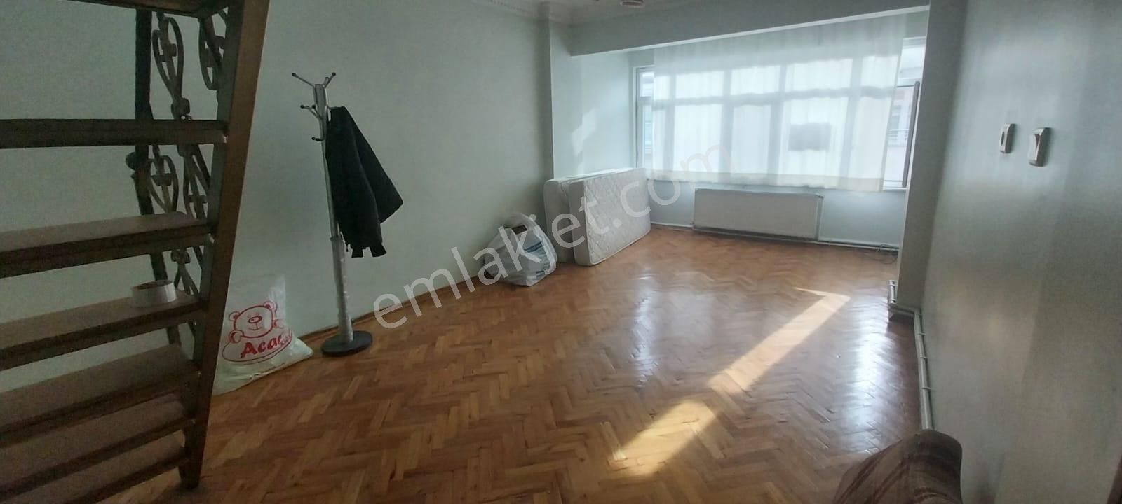 Zeytinburnu Beştelsiz Kiralık Daire  M.A.Y GROUP'TAN BEŞTELSİZ'DE 160M2 GENİŞ KULLANIŞLI 4+1 KİRALIK DUBLEX