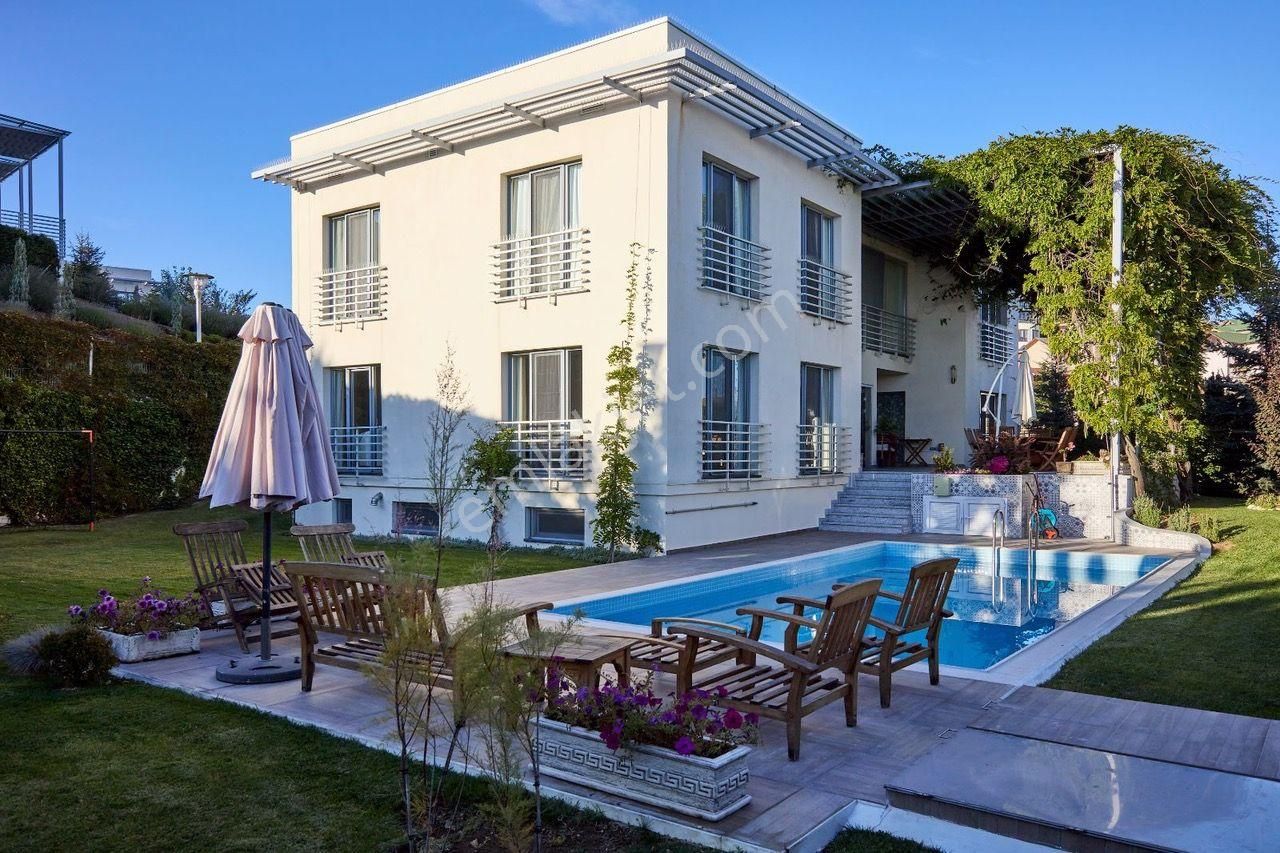 Gölbaşı Kızılcaşar Satılık Villa  Ankara İncek Köşe Konumda Satılık Villa