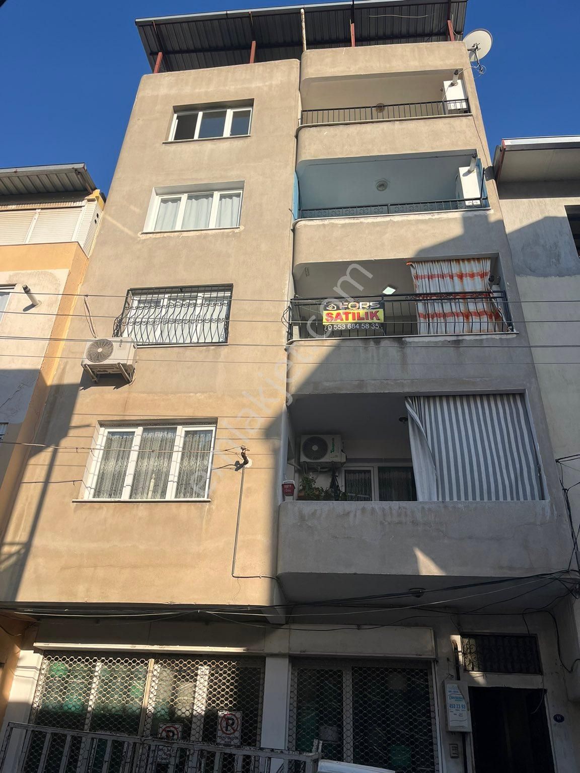 Buca Fırat Satılık Daire 2+1 Komple yeni tadilatlı daire