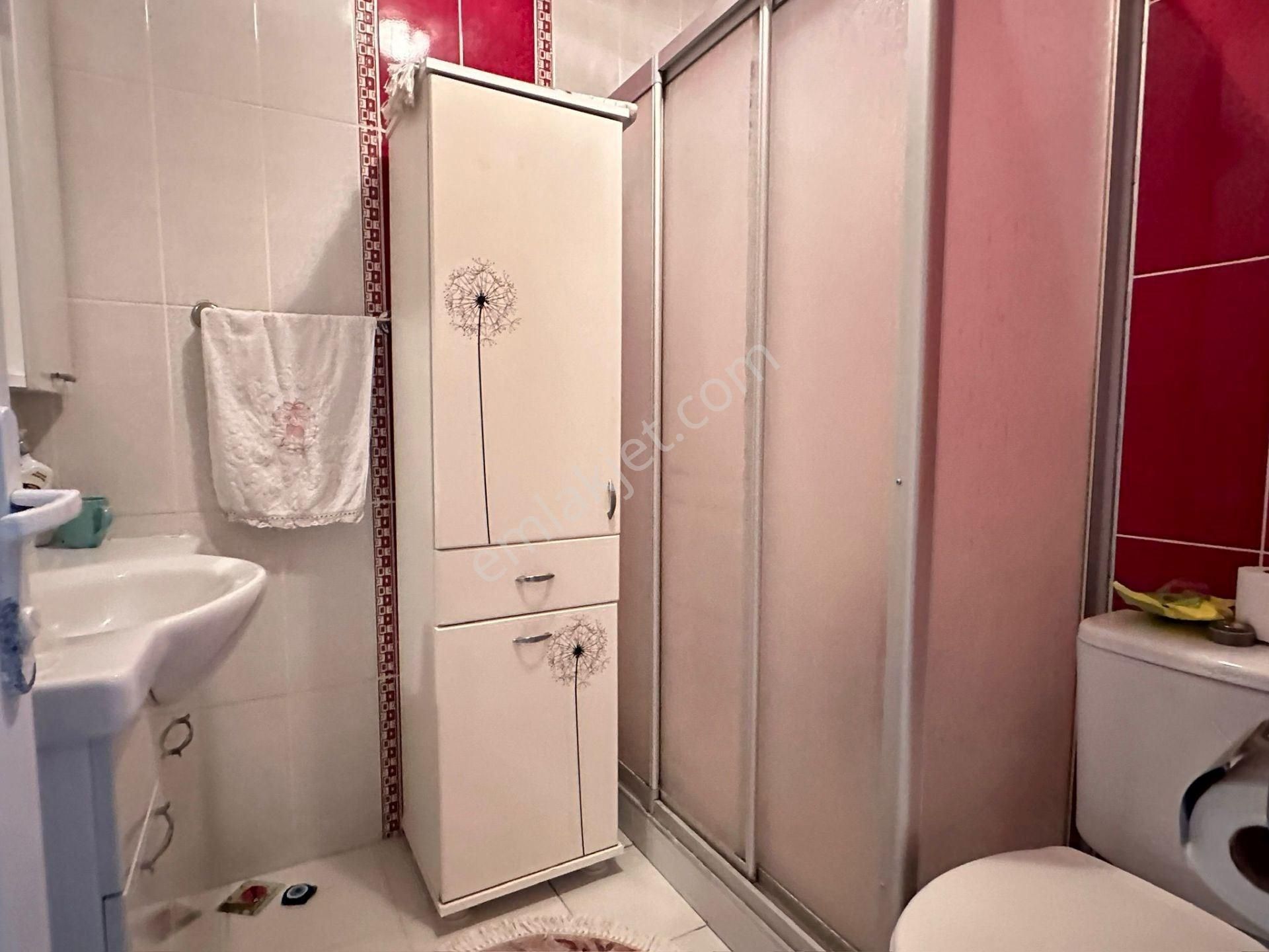 Bağcılar 15 Temmuz Satılık Daire Güneşli Basınekspress'te Karmar Sakura Sitesi Satılık 3+1 Daire