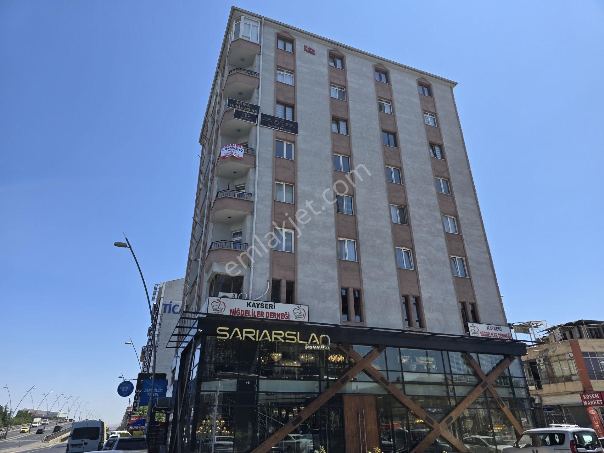 Kocasinan Sanayi Satılık Daire  DEVLET HASTANESİ YANINDA GENİŞ 3+1 SATILIK FIRSAT DAİRE