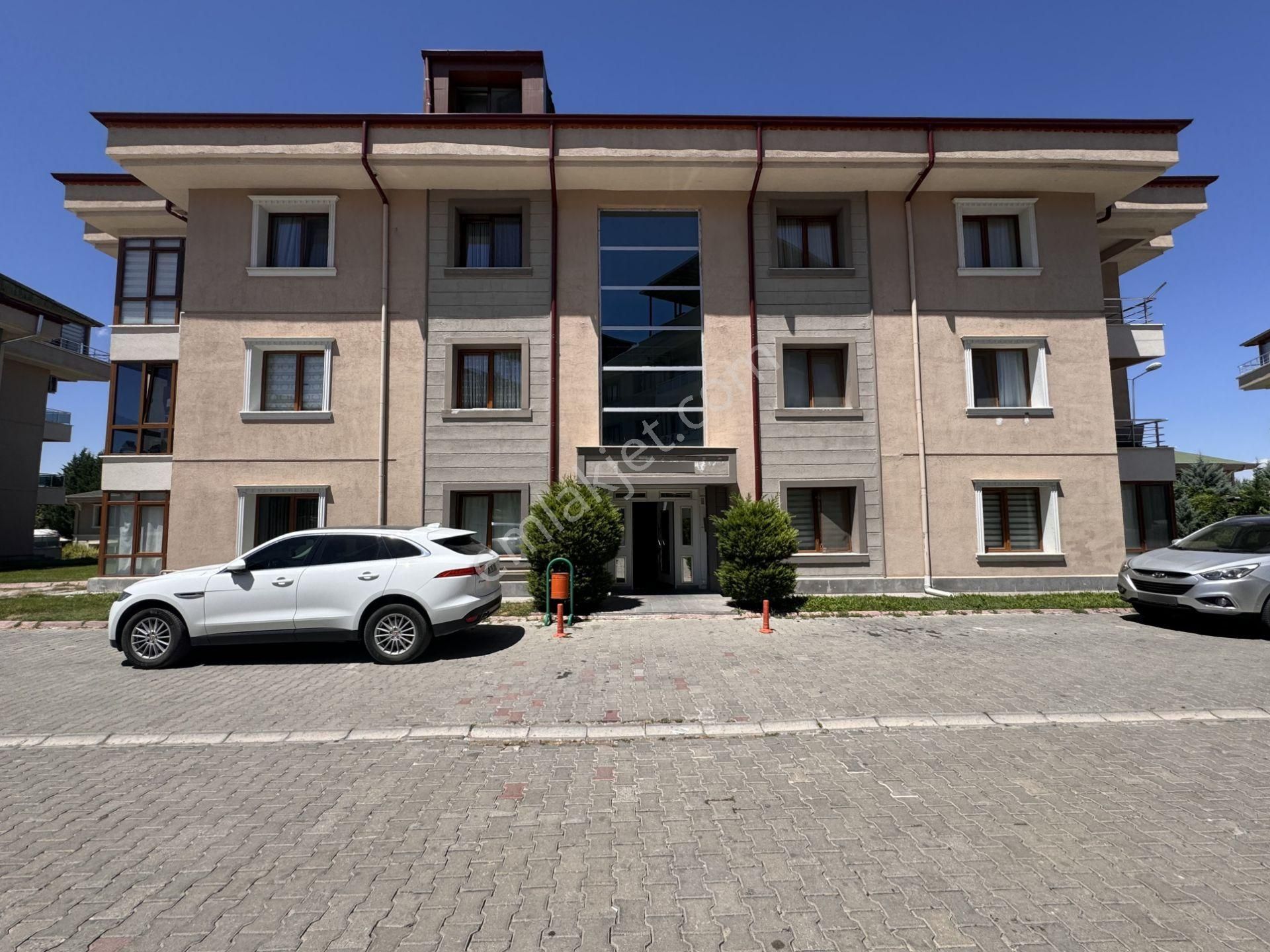 Nevşehir Merkez Nar Bld. (Aşağı) Satılık Daire  ŞANLIBABA EMLAK'TAN YEŞİL VADİ SİTESİNDE SATILIK DUBLEKS DAİRE