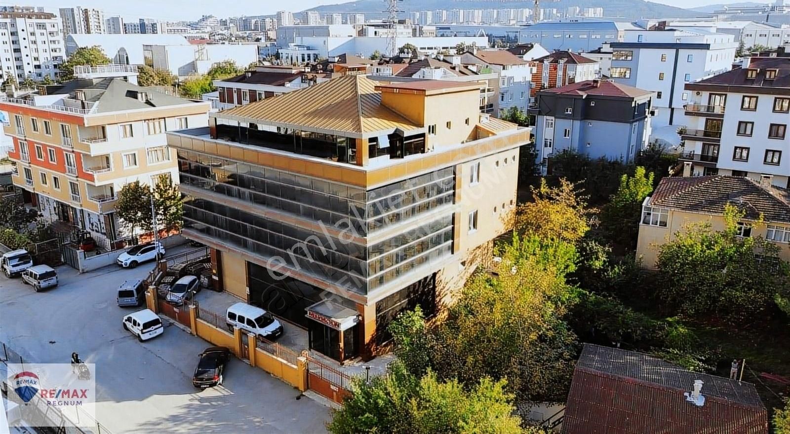 Sancaktepe Eyüp Sultan Kiralık Depo Samandıra Metrosunun Yanında 2.100m² A Sınıfı Depolama Binası