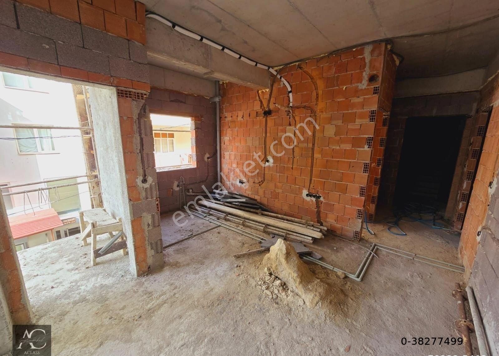 Şehrın Merkezınde Acıl Satılık Yenı Yapım 1+1 Fırsat Daıreler ( Takasa Acık ) - Görsel 5