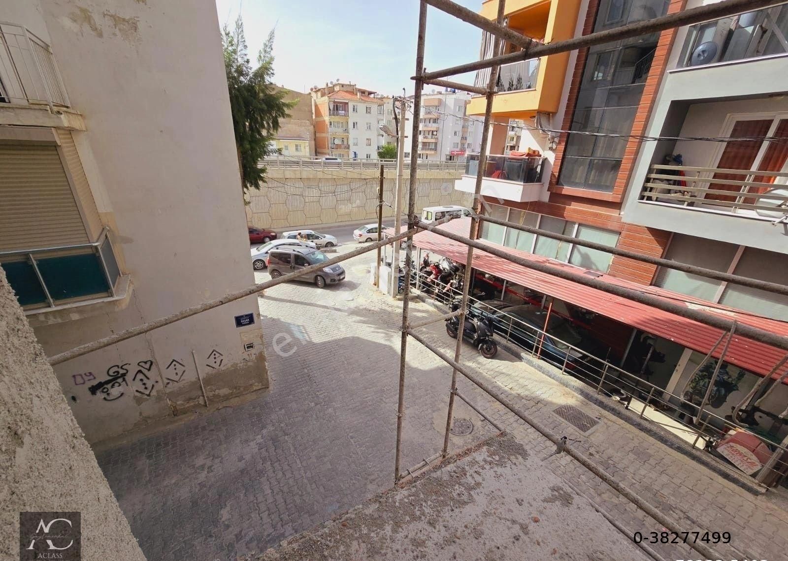 Şehrın Merkezınde Acıl Satılık Yenı Yapım 1+1 Fırsat Daıreler ( Takasa Acık ) - Görsel 32